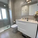 ático En Primerísima Linea De Playa!!! Apartamento *