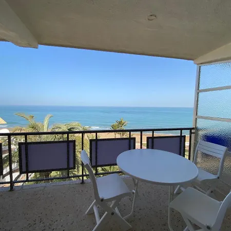 Apartamento ático En Primerísima Linea De Playa!!!