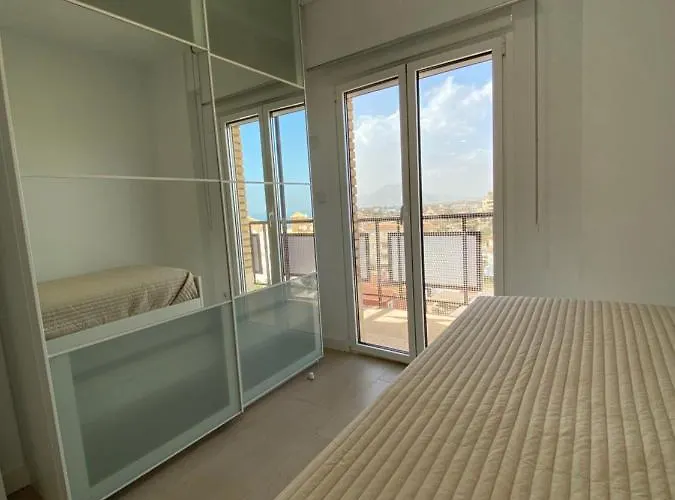 ático En Primerísima Linea De Playa!!! Apartamento