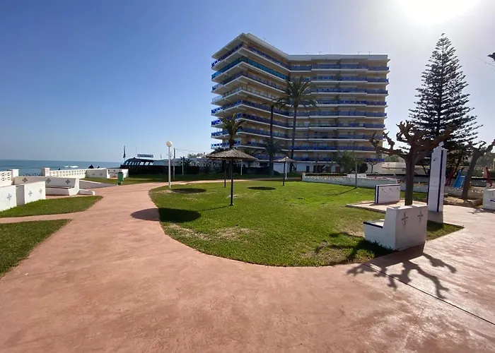 Apartamento ático En Primerísima Linea De Playa!!! *
