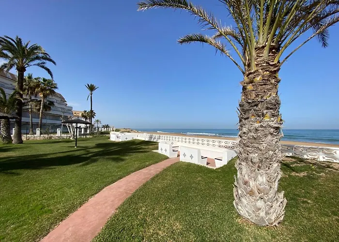 ático En Primerísima Linea De Playa!!! *