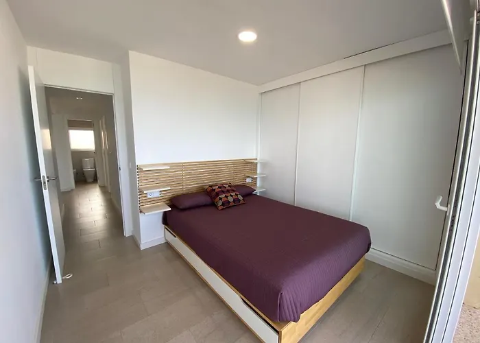 Apartamento ático En Primerísima Linea De Playa!!! *