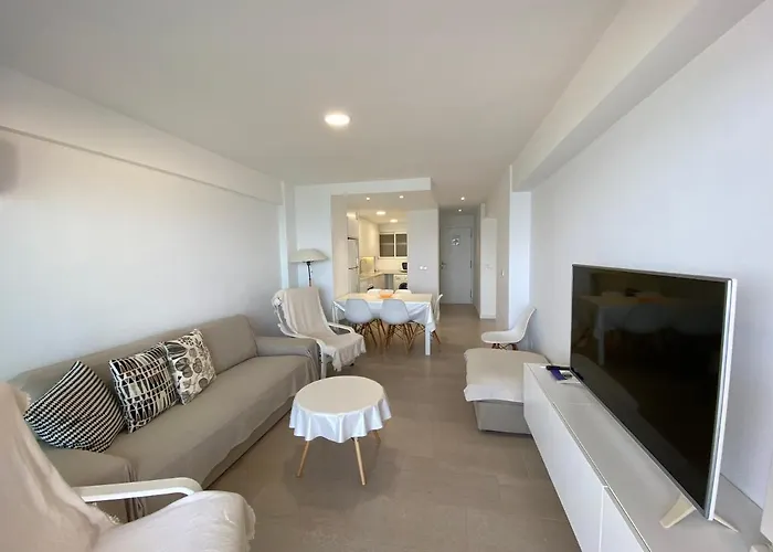 Atico En Primerisima Linea De Playa!!! * دينايا